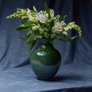 Boule Vase, Patina