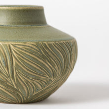 Load image into Gallery viewer, Hand Thrown Le Jardin Vase #037
