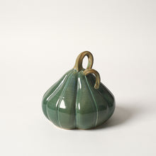 Load image into Gallery viewer, Hand-Thrown Pumpkin No. 124
