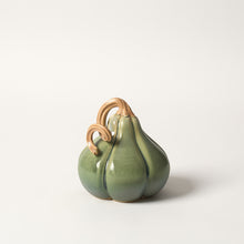 Load image into Gallery viewer, Hand-Thrown Pumpkin No. 108
