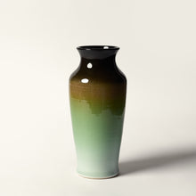 Load image into Gallery viewer, Hand-Thrown Gradient Vase No. 14
