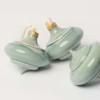 Studio Ornament Trio, Wasser
