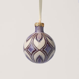 Hand-Carved Ornament No. 385