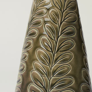 Close-up details of hand-thrown ceramic holiday tree