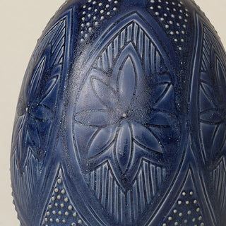 Close-up details of the ceramic handcrafted egg.