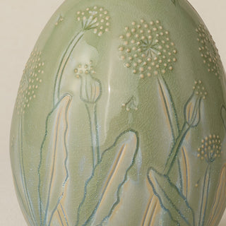 Close-up details of the ceramic handcrafted egg.