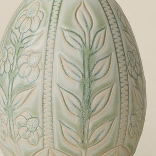 Close-up details of the ceramic handcrafted egg.