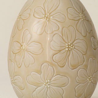 Close-up details of the ceramic handcrafted egg.