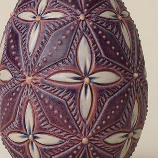 Close-up details of the ceramic handcrafted egg.