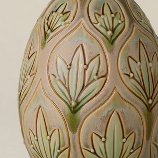 Close-up details of the ceramic handcrafted egg.