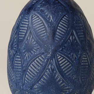 Close-up details of the ceramic handcrafted egg.