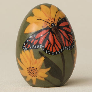 Close-up details of the ceramic handcrafted egg.