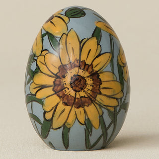 Close-up details of the ceramic handcrafted egg.