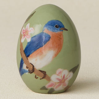 Close-up details of the ceramic handcrafted egg.