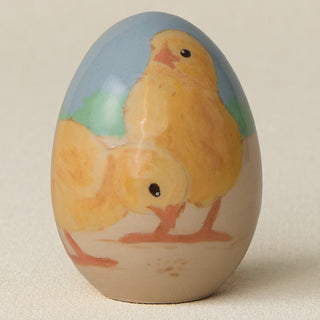 Close-up details of the ceramic handcrafted egg.