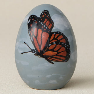 Close-up details of the ceramic handcrafted egg.