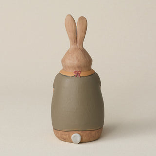 Back of the bunny with a delicate, hand-carved tail.