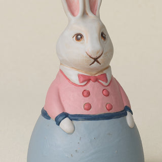 Close-up details of the one-of-a-kind bunny.