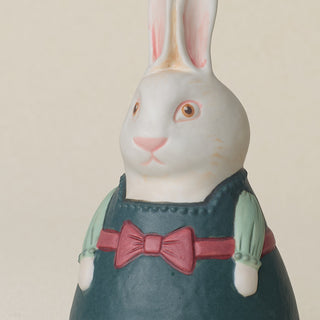 Close-up details of the one-of-a-kind bunny.