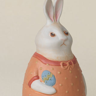 Close-up details of the one-of-a-kind bunny.