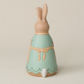 Back of the bunny with a delicate, hand-carved tail.