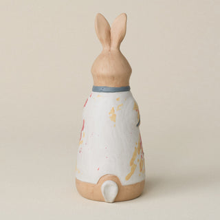 Back of the bunny with a delicate, hand-carved tail.