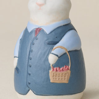 Close-up details of the one-of-a-kind bunny.