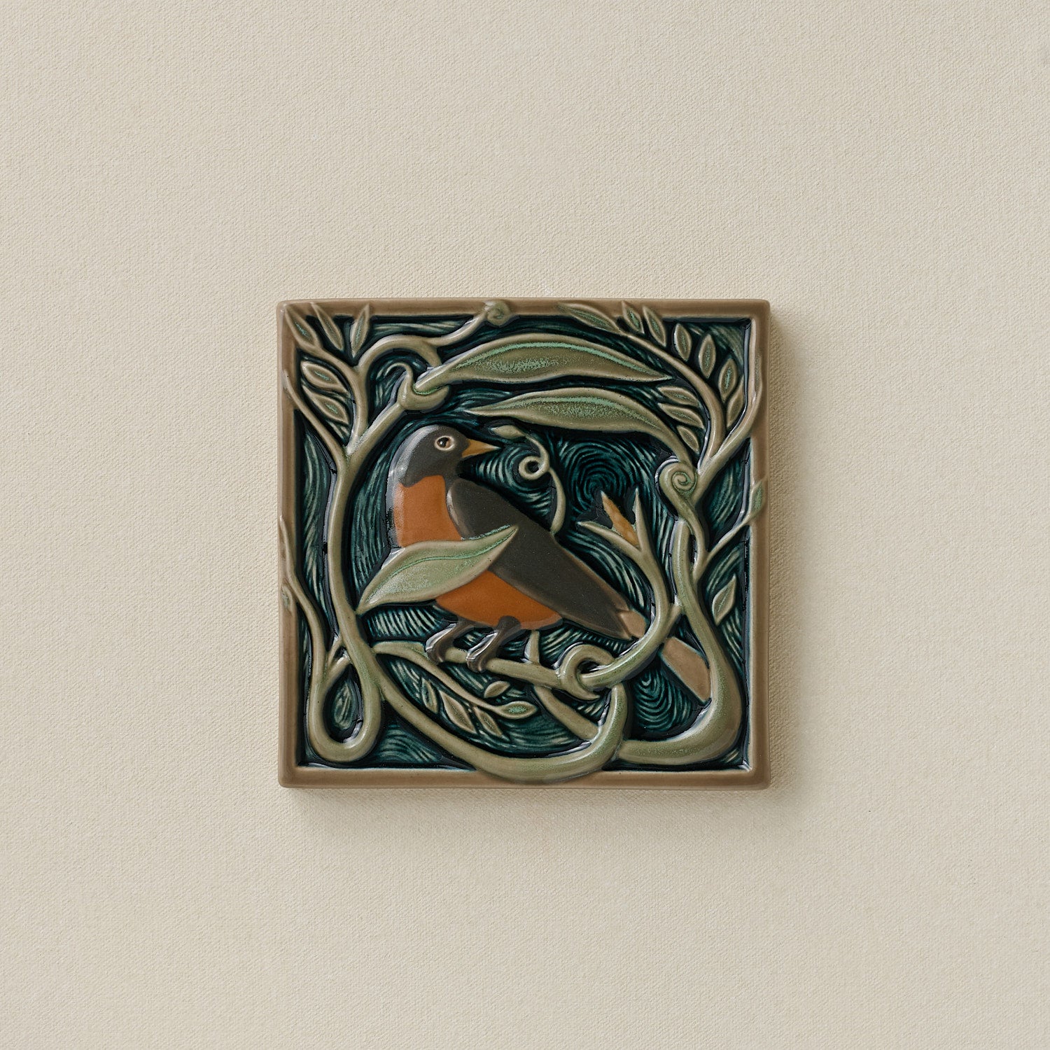 アールヌーボー トレイ 銀杏の木 錫 ピューターArt Nouveau/K050 Revival Bird Tile, Robin - Serviceberry – Rookwood Pottery