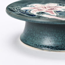 Load image into Gallery viewer, ⭐ Historian&#39;s Choice! | Hand Thrown Cake Stand #039
