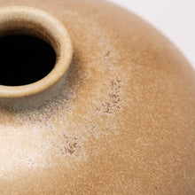 Load image into Gallery viewer, Hand Thrown Vase #036 | The Glory of Glaze
