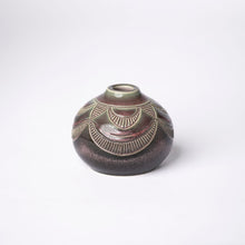 Load image into Gallery viewer, Hand Thrown Petite Vase No. 068
