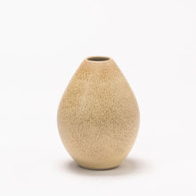 Load image into Gallery viewer, Hand Thrown Vase #052  The Glory of Glaze
