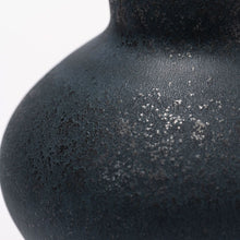 Load image into Gallery viewer, ⭐ Historian&#39;s Choice! | Hand Thrown Vase #072 | The Glory of Glaze
