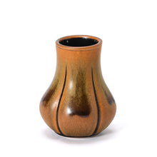 Load image into Gallery viewer, Clove Vase, Chestnut
