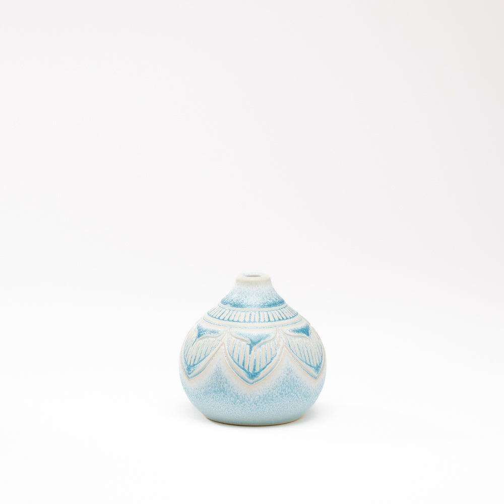 Hand-Thrown Petite Vase No. 088