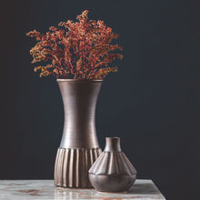 Load image into Gallery viewer, Hand Thrown Vase #084 | The Glory of Glaze

