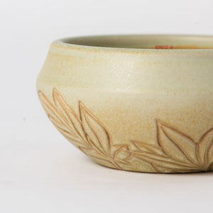 Hand Thrown Le Jardin Candle #068