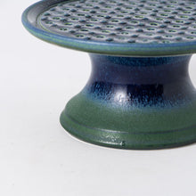 Load image into Gallery viewer, Hand Thrown Mini Cake Stand #060
