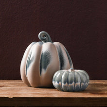 Load image into Gallery viewer, Pumpkin Duo, Lavender Mist
