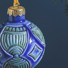 Load image into Gallery viewer, Hand Carved Ornament #071
