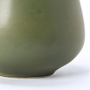 Hand Thrown Homage 2024 | The Exhibition of Color Vase #01