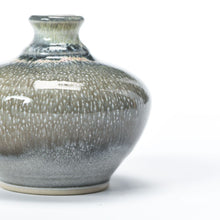 Load image into Gallery viewer, ⭐ Historian&#39;s Choice! | Petite Vases 2024 | Hand-Thrown Vase #080
