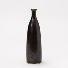 Load image into Gallery viewer, Hand Thrown Vase #006 | The Glory of Glaze
