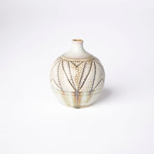 Load image into Gallery viewer, Hand Thrown Petite Vase No. 044
