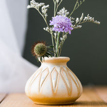 Load image into Gallery viewer, Hand Thrown Le Jardin Vase #050
