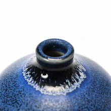 Load image into Gallery viewer, Petite Vases 2024 | Hand-Thrown Vase #006
