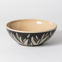 Load image into Gallery viewer, Hand Thrown Sgraffito Bowl #0015
