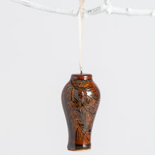 Load image into Gallery viewer, Pinecone Vase Ornament - Glen Canyon
