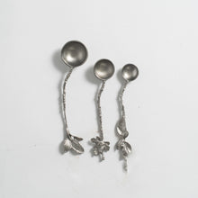 Load image into Gallery viewer, Serving Herb Spoons Set of 3
