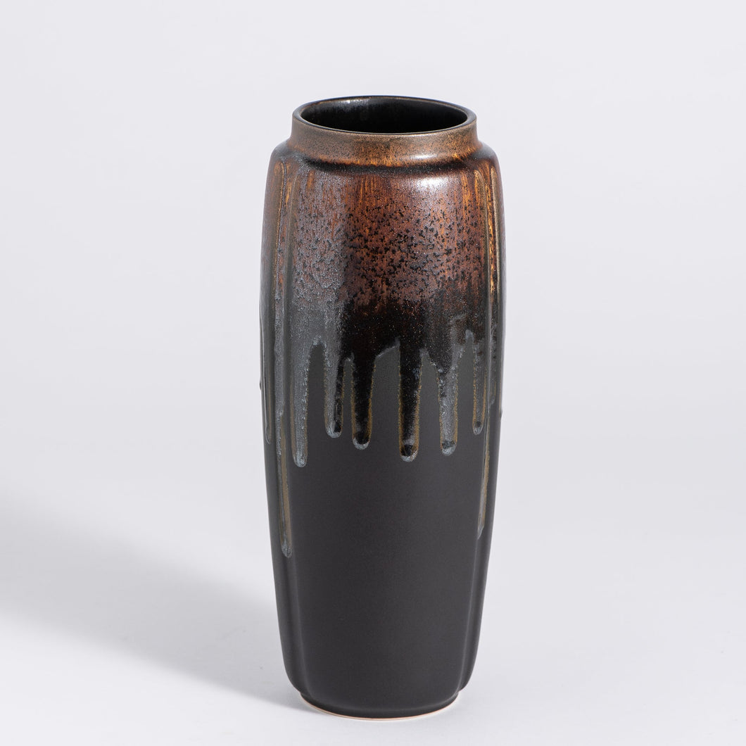 1926 Legacy Panel Vase-Iron Ash